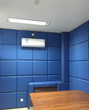 布藝吸音軟包，會(huì)議室防撞吸音軟包，電影院，體育館吸音材料